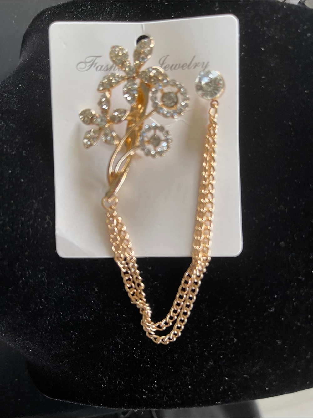 NEW Double Pin gold tone brooche w a draping chain tassel